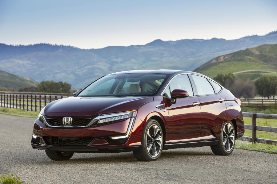  Honda Clarity Fuel Cell 2016 года  (US) (фото 21 из 40)